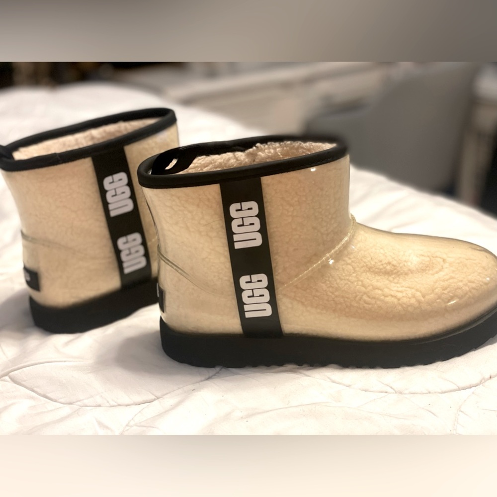 Ugg Classic Clear Mini - image 1